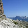 Und im Norden die Fanes-Gruppe. Die Kostnerh&uuml;tte in der Bildmitte liegt &uuml;brigens nicht weit vom Weg entfernt, doch wir haben sie aus Zeitgr&uuml;nden nicht besucht. Foto: AT, &copy; Peer
