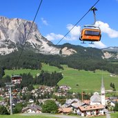 RS Alta Badia Badia Dolomiten Gardenacia Sessellift Kirche Dorf