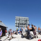 rifugio capanna fassa huette gipfel piz boe