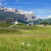 uetia piz arlara huette und dolomiten