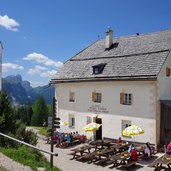 la crusc heiligkreuz schutzhaus fr