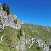 weg A gardenaccia engstelle felsen