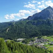 RS colfosco kolfuschg dahinter piz da lech sellagruppe