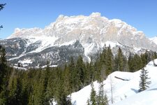 RS winter bei armentarola dahinter conturines und lavarella