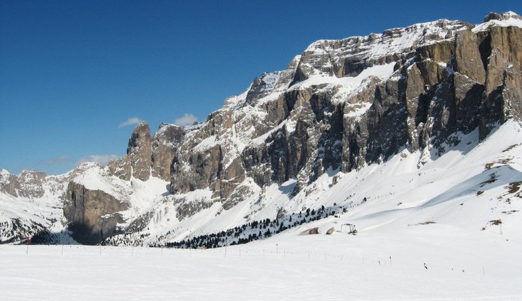 RS Skigebiet Sellaronda Sellarunde Passo Sella Sellajoch