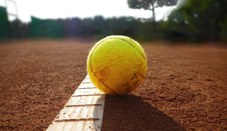 Tennis alta badia pixabay cc publicdomain